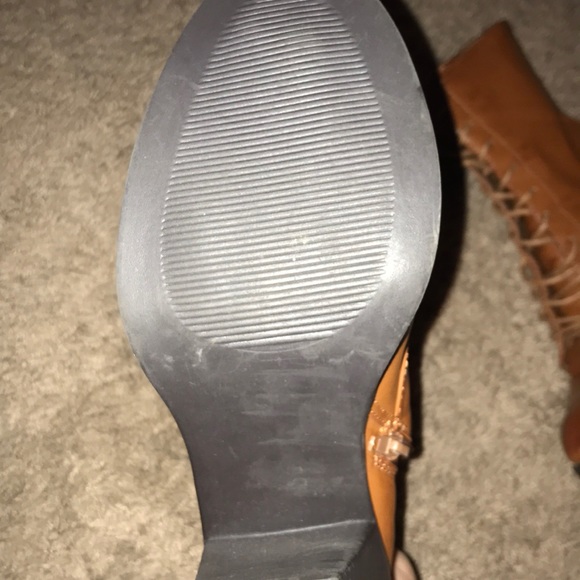 boots (heel) - Picture 5 of 5